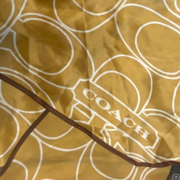 Women’s Coach Goldish tan, brown, white 100% silk scarf vintage classic CC logo - Picture 2 of 6